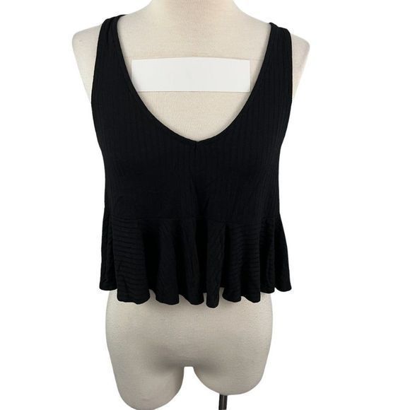 NWT LULUS Black Gwynne Ribbed V-Neck Ruffled Cropped Tank‎ Top (S) - Picture 8 of 8